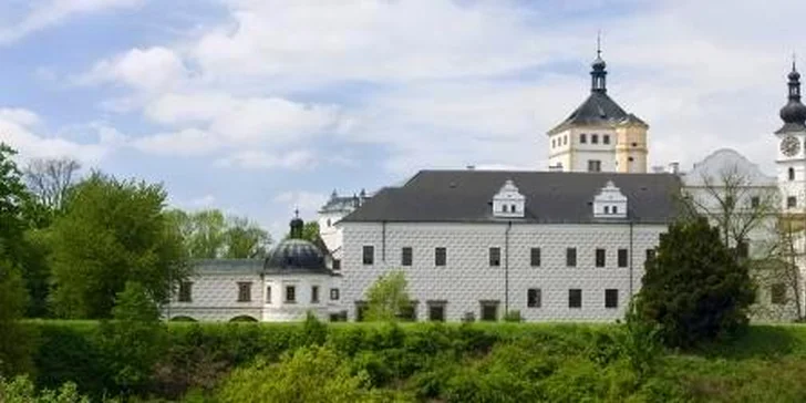 3 dny plné zážitků PRO DVA v přeloučském Polabí! Dvě noci se snídaní, večeří i půjčením kol v hotelu Fontána.