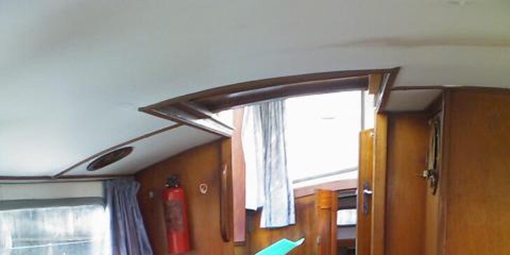 Last minute týdenní pronájem hausbotu v Holandsku v termínu 23.-30.8.2014. Na výběr 2 typy lodí.