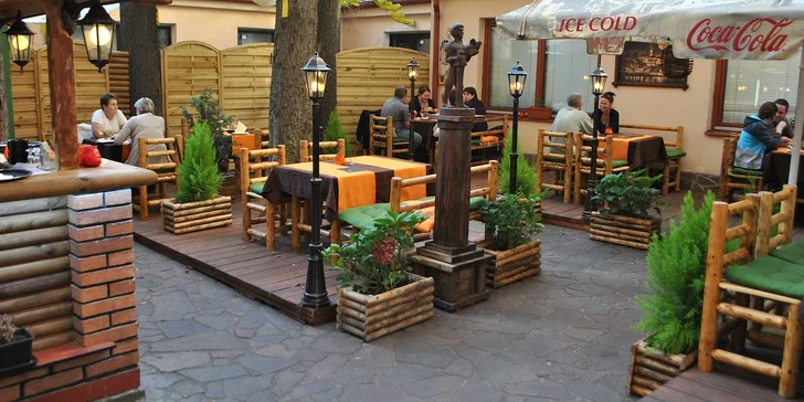 Labužnické mořské variace v Singidunum (990 g)