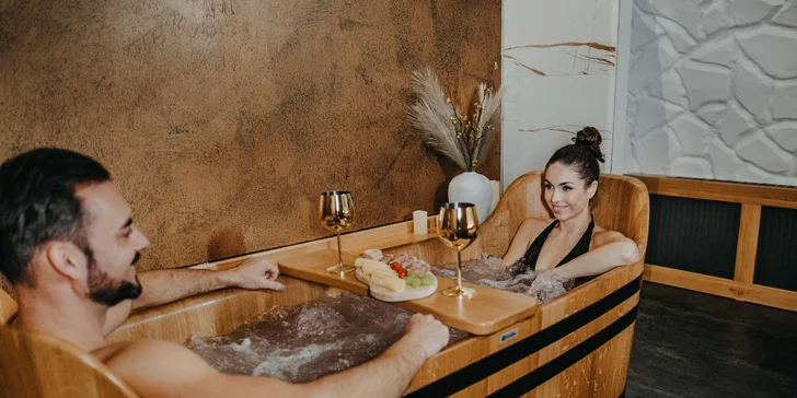Čaká na vás jedinečné spojenie tradičných kúpeľných rituálov a moderného wellnessu v útulných priestoroch.