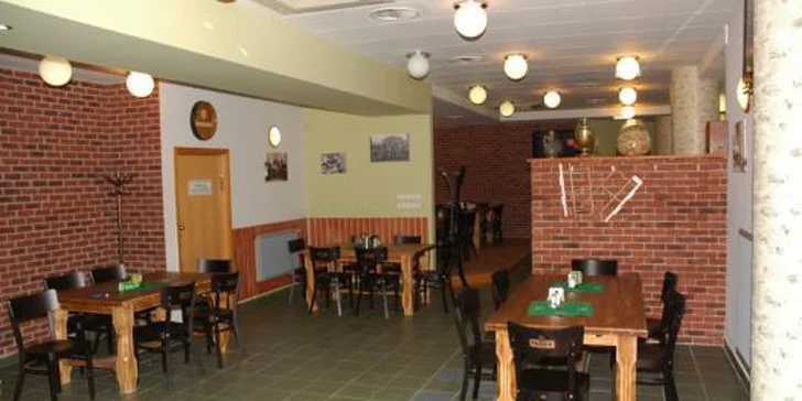 Marinovaná žebra s pivem nebo kančí steak pro dva