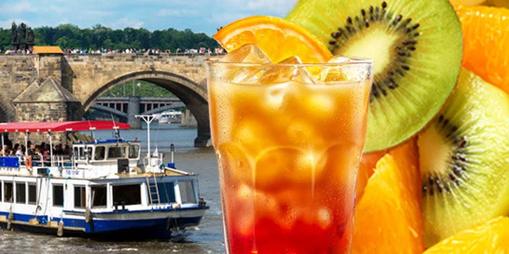 Plavba po Vltavě + čerstvý ovocný salát a drink