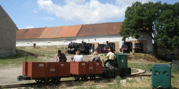 Rodinná návštěva železničního muzea u Prahy