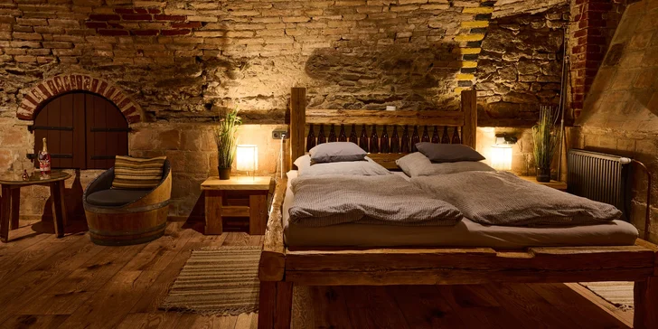 Apartmán je adult only, mohou sem jen osoby starší 18 let. 