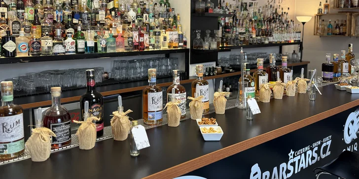 Odborníci z Barstars vás provedou unikátní degustací, při které ochutnáte rumy dozrávající finálně v různých sudech. 