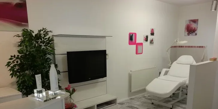 Zvětšení rtů kyselinou hyaluronovou