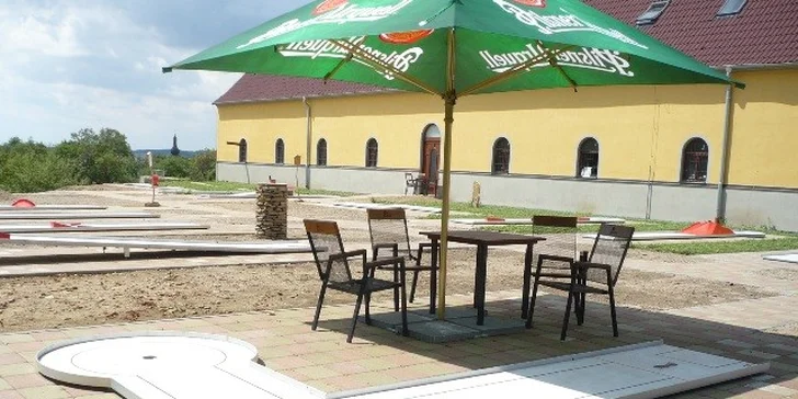 Celodenní vstup na minigolfové hřiště