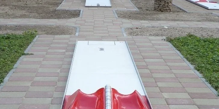 Celodenní vstup na minigolfové hřiště
