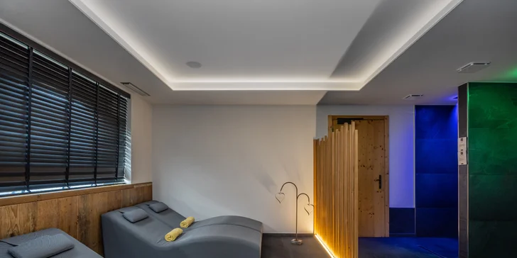 K relaxaci v horké vodě nebo uvolnění v sauně vás zve hotelový wellness.