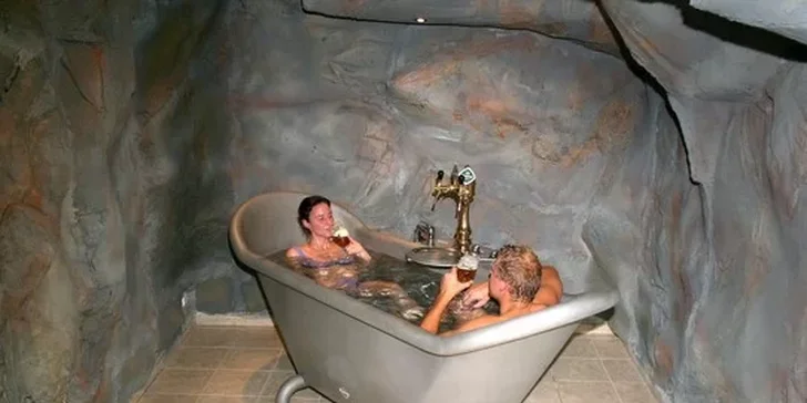 Romantický či rodinný pobyt se saunou, koupelí, masáží i návštěvou minizoo