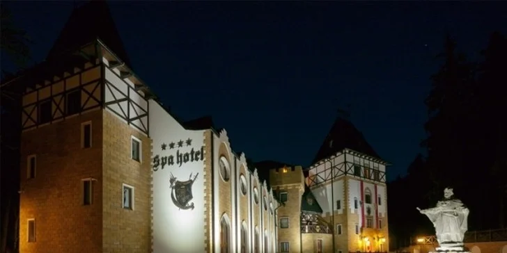 Luxusní wellness pobyt pro dva v zámeckém hotelu