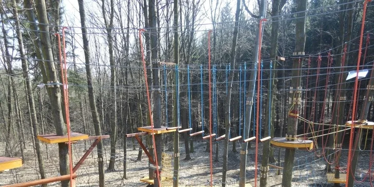 Vysoké lanové bludiště parku Helfštýn + bonus