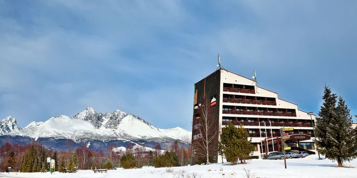 First minute lyžování ve Vysokých Tatrách a vstup do aquaparku AquaCity Poprad pro dva