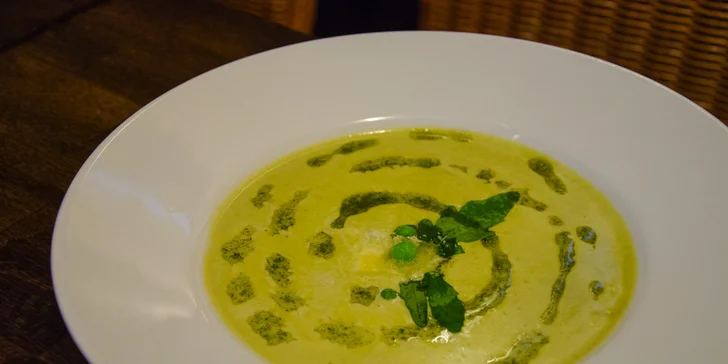 České 3chodové menu pro dva v restauraci Titanic