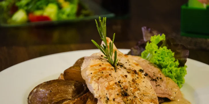 České 3chodové menu pro dva v restauraci Titanic