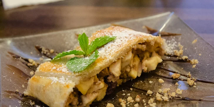 České 3chodové menu pro dva v restauraci Titanic