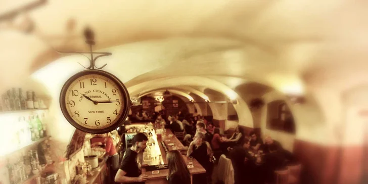 1 pivo BEERANEK a stylový půllitr s logem