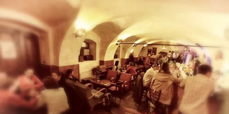 1 pivo BEERANEK a stylový půllitr s logem