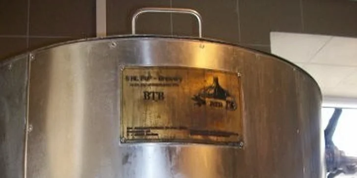 Hodinová koupel v pivních lázních a pivo pro dva