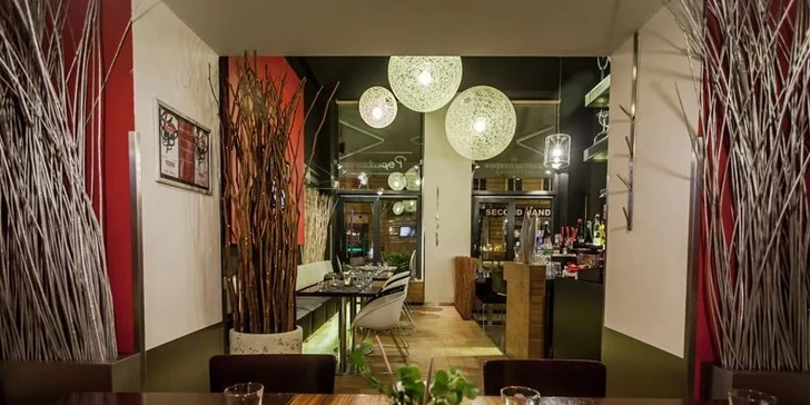 Velkolepé sushi menu pro dva na břehu Labe