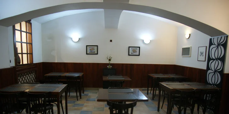 Tři bohatá sushi menu v restauraci Sushi Califonia