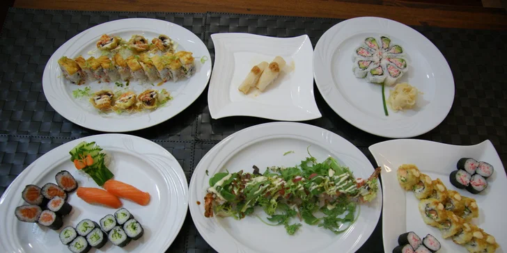 Čtyři bohatá sushi menu v restauraci Sushi Califonia