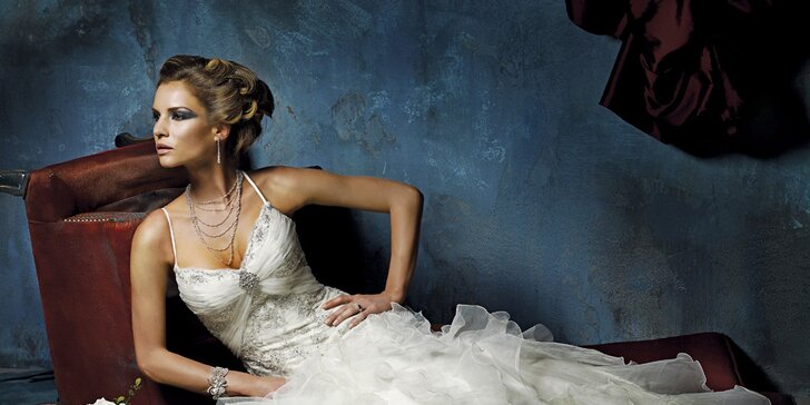 40% sleva na zapůjčení šatů ze salonu Svatba snů