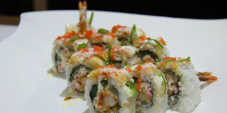 Čtyři bohatá sushi menu v restauraci Sushi Califonia
