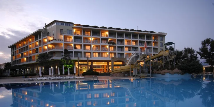 8denní letecký zájezd do Turecka. Luxusní 5* hotely. Na výběr termíny v říjnu.