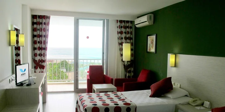 8denní letecký zájezd do Turecka. Luxusní 5* hotely. Na výběr termíny v říjnu.