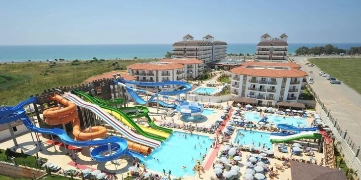 8denní letecký zájezd do Turecka. Luxusní 5* hotely. Na výběr termíny v říjnu.