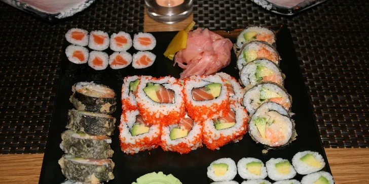 Bohaté sushi menu pro 2 osoby v Aichi Sushi