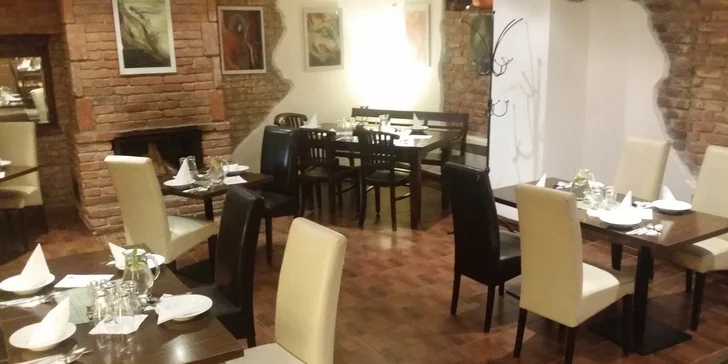 500g tataráku z pravé svíčkové a neomezené množství topinek