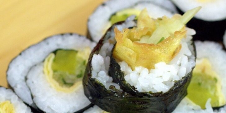 Lahodné romantické sushi menu pro dva
