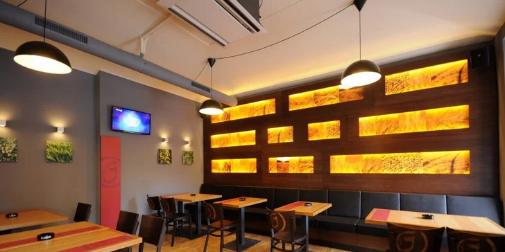Mix grill pro 2 až 4 osoby v restauraci Kravín