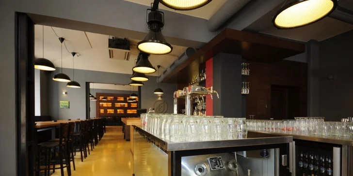 Mix grill pro 2 až 4 osoby v restauraci Kravín