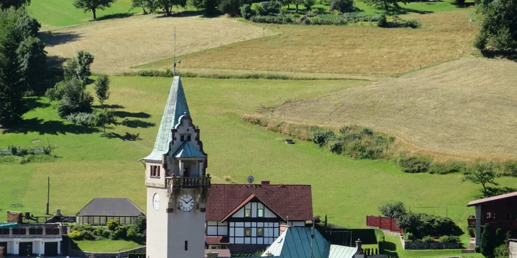 Cestou budete mít výhled na Rokytnici.
