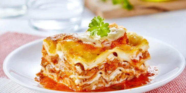 1× či 2× těstoviny nebo salát v restauracích Sbarro
