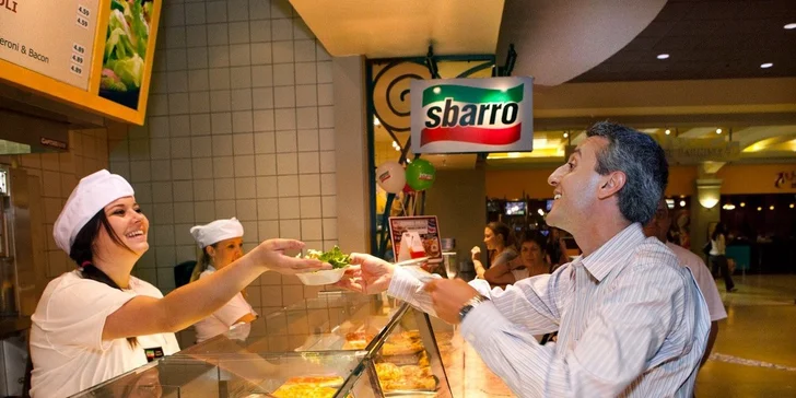 1× či 2× těstoviny nebo salát v restauracích Sbarro
