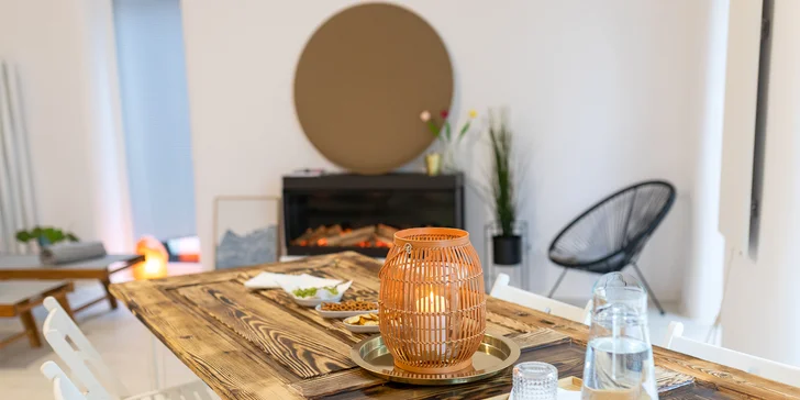 Apartmán budete mít celý pro sebe i s jeho wellness zónou v obklopení přírody a s prémiovým vybavením. 