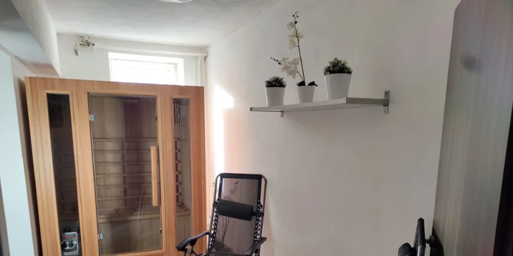 A pokud vás neláká vířivka nebo solná jeskyně, mají tu soukromou infra a finskou saunu. 