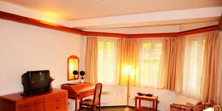 Čtyřhvězdičkový relax v Hřensku s konzumací vína