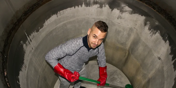 Začíná se brzy ráno, v pivovaru budete cca 8 hod., ale odejít můžete samozřejmě i dříve. V ceně je i snídaně a oběd. 