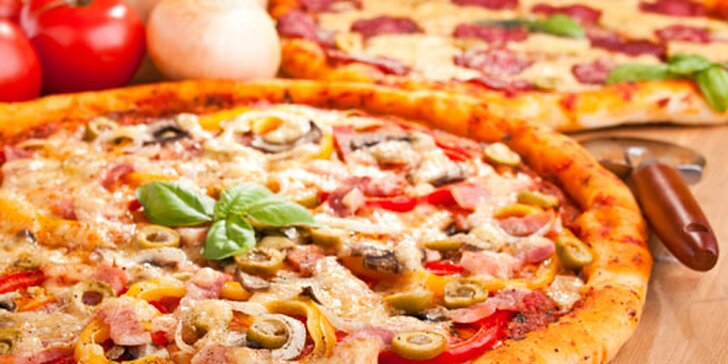 DVĚ báječné pizzy v La Fabbrice - výběr z 24 druhů