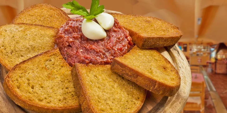500gramový hovězí tatarák + 15 topinek
