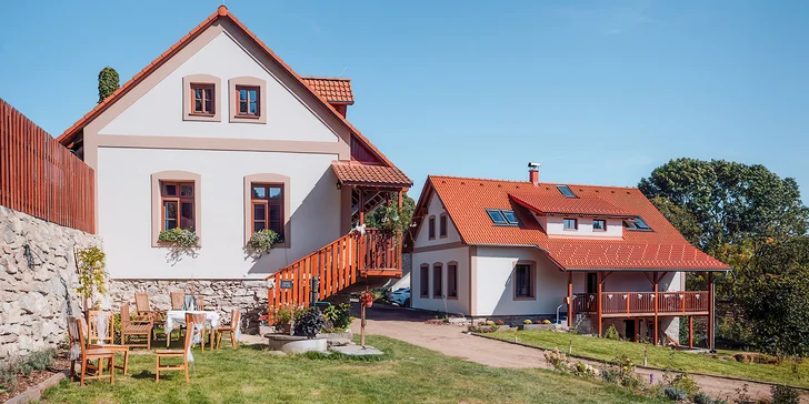 Relax na zrekonstruovaném statku v Borotíně: moderní apartmán až pro 6 osob