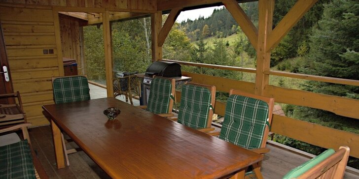 Čtyř nebo pětidenní relax pro osm osob v luxusní chatě v srdci valašské přírody