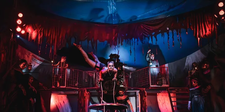Hlavním lákadlem letošní show je nový hororový příběh plný děsu a napětí, jehož krvavé rozuzlení vám vyrazí dech. 