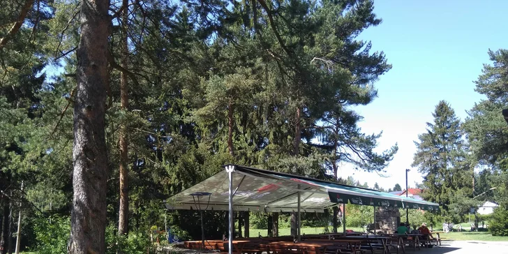 Posedíte si i na venkovní zahrádce.
