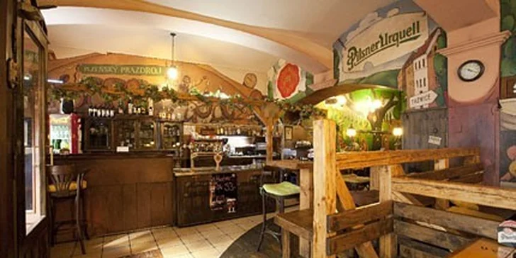 2kg pečená kachna pro čtyři jedlíky ve staročeské restauraci v centru Prahy